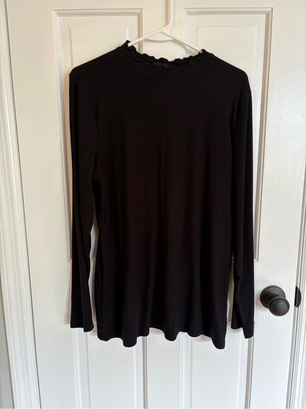 torrid Black Ribbed Long Sleeve Top with Lettuce-Trim Neckline